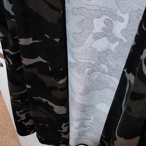 LuLaRoe Sweaters - NWOT 2X LULAROE SARAH CARDIGAN DUSTER SWEATER LuLaRoe Sweaters - NWOT 2X LULAROE SARAH CARDIGAN DUSTER SWEATER